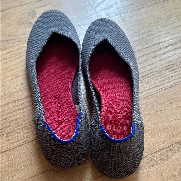 Rothy's Charcoal Round Toe Flats, size 8 - Picture 2 of 12